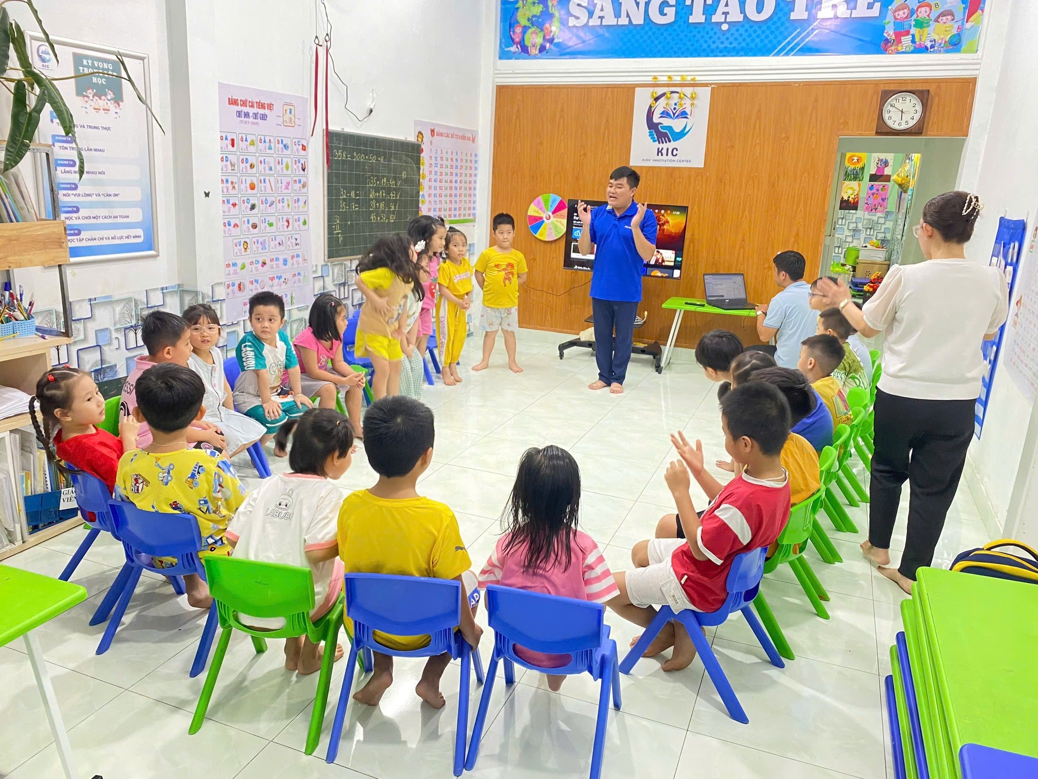 Thông báo tuyển sinh chương trình “Tiền tiểu học”,  trong dịp hè